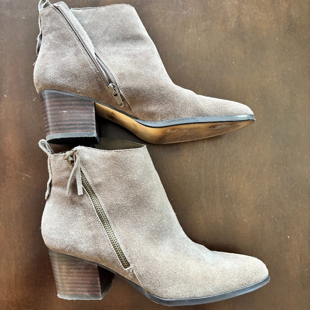 Sole Society SO-Mira Taupe Women's Suede Ankle Boot, Size 8M/38